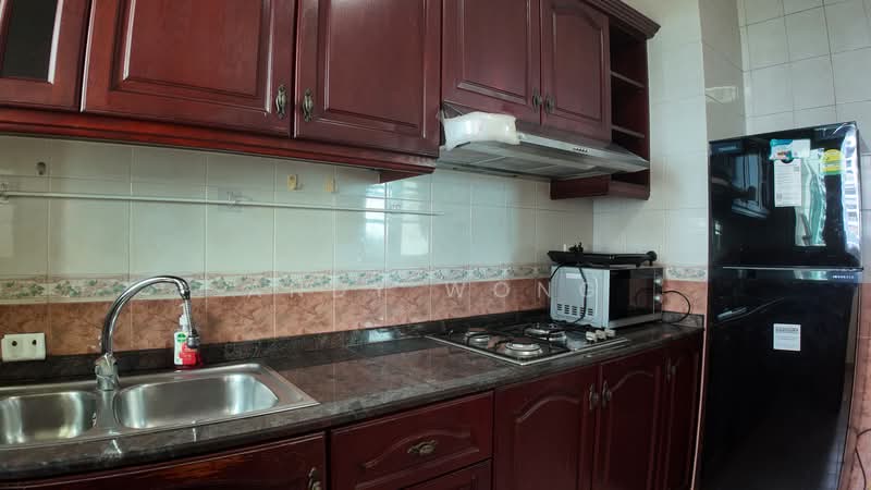 Tanglin Regency, 381 Tanglin Road, 2 Bedrooms, 883 sqft, Condominium For Rent, by Andy Wong, 500238750 - Kitchen - PropertyGuru.com.sg