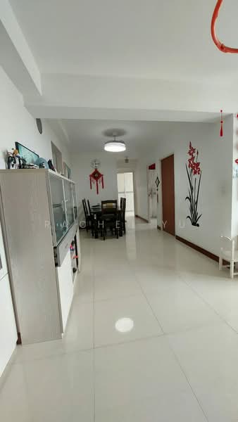 131B Lorong 1 Toa Payoh, 131B Lorong 1 Toa Payoh, Balestier / Toa Payoh, 3 Bedrooms, 1,001 sqft, HDB Flat For Sale, by Rachel Yu, 500238756 - Living Room - PropertyGuru.com.sg