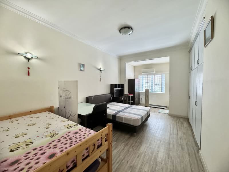 Pasir Ris Beach Park, Pasir Ris Avenue, 6 Bedrooms, 2,800 sqft, Semi-Detached House For Sale, by Kelly Yu 余奕葹, 500238772 - Bedroom - PropertyGuru.com.sg