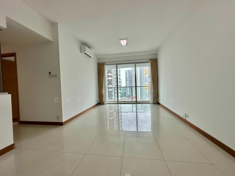 Twin Regency, 28 Kim Tian Road, 3 Bedrooms, 1,216 sqft, Condominium For Rent, by Christina Oh, 500238779 - Living Room - PropertyGuru.com.sg