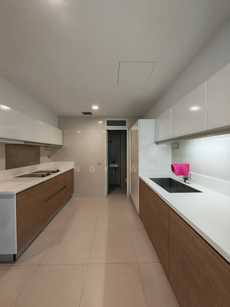 Marina Bay Residences, 18 Marina Boulevard, 5 Bedrooms, 3,972 sqft, Condominium For Rent, by Andy Wee, 500238792 - Kitchen - PropertyGuru.com.sg
