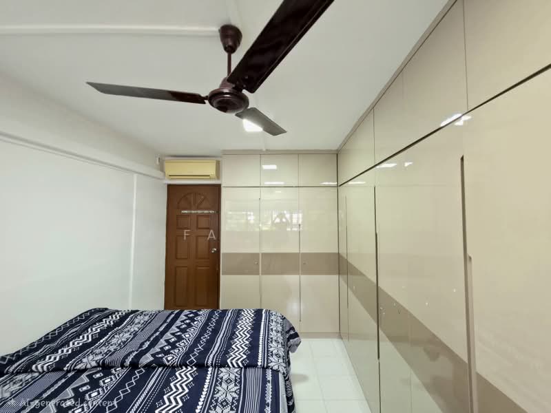 684 Race Course Road, 684 Race Course Road, 3 Bedrooms, 1,205 sqft, HDB Flat For Sale, by Faizal ., 500238797 - Bedroom - PropertyGuru.com.sg