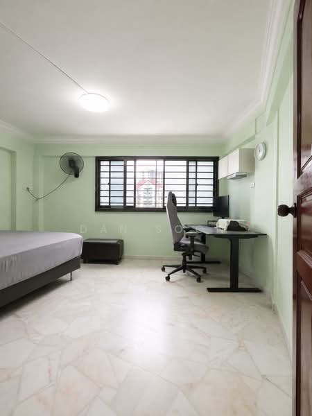 305 Jurong East Street 32, 305 Jurong East Street 32, 3 Bedrooms, 1,420 sqft, HDB Flat For Sale, by Dan Soon, 500238798 - PropertyGuru.com.sg
