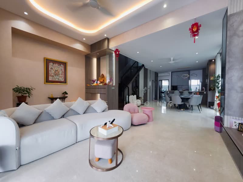Luxus Hills | The Estate, 98 Luxus Hill Heights, Seletar / Yio Chu Kang, 5 Bedrooms, 4,000 sqft, Corner Terrace For Sale, by Eddie Leong, 500238811 - Living Room - PropertyGuru.com.sg