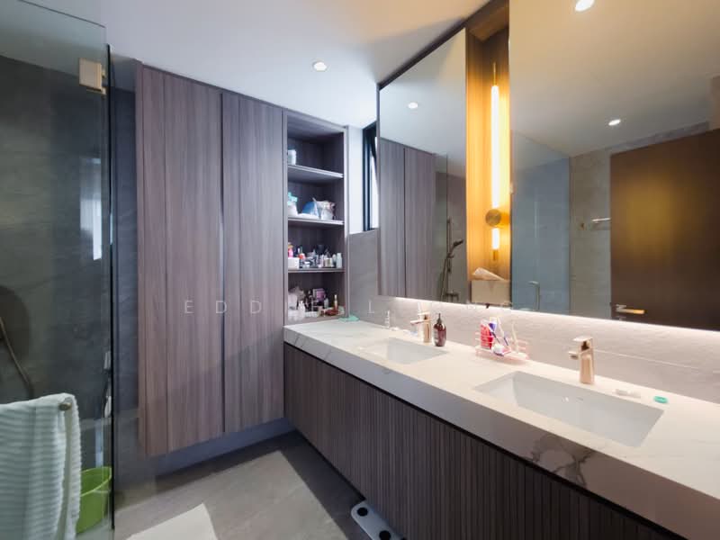 Luxus Hills | The Estate, 98 Luxus Hill Heights, Seletar / Yio Chu Kang, 5 Bedrooms, 4,000 sqft, Corner Terrace For Sale, by Eddie Leong, 500238811 - Bathroom - PropertyGuru.com.sg