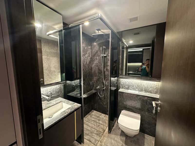 RV Altitude, 344 River Valley Road, 2 Bedrooms, 441 sqft, Condominium For Rent, by Gary Koh, 500238821 - Bathroom - PropertyGuru.com.sg