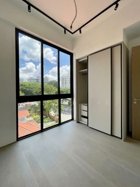 The Enclave Holland, 131 Holland Road, 4 Bedrooms, 1,410 sqft, Condominium For Rent, by Edmond Tan, 500238831 - Bedroom - PropertyGuru.com.sg
