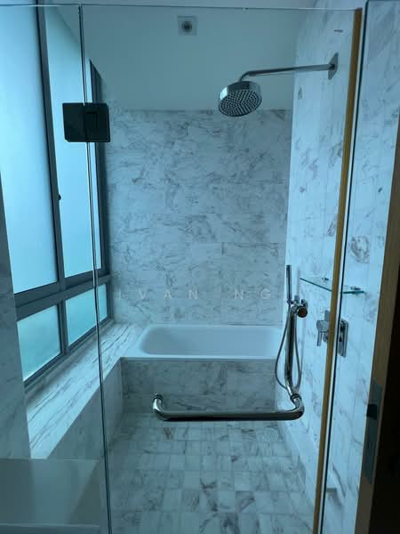One Devonshire, 1 Devonshire Road, Orchard / River Valley, 4 Bedrooms, 1,550 sqft, Condominium For Rent, by Ivan Ng, 500238844 - Bathroom - PropertyGuru.com.sg