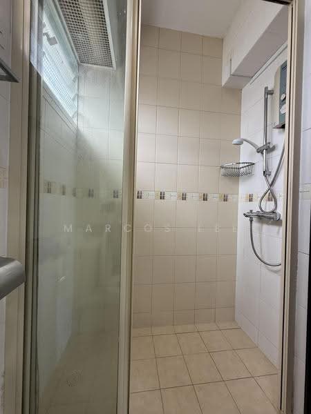 265C Compassvale Link, 265C Compassvale Link, Hougang / Punggol / Sengkang, 3 Bedrooms, 990 sqft, HDB Flat For Rent, by Marcos Lee, 500238845 - Bathroom - PropertyGuru.com.sg