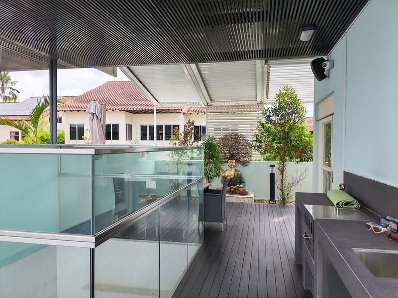 Cashew mrt/CHIJ/ST Joseph Church, Dairy Farm / Bukit Panjang / Choa Chu Kang, 5 Bedrooms, 4,500 sqft, Terraced House For Sale, by Desmond Tan, 500238849 - Exterior - PropertyGuru.com.sg