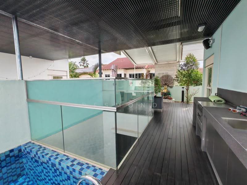 Cashew mrt/CHIJ/ST Joseph Church, Dairy Farm / Bukit Panjang / Choa Chu Kang, 5 Bedrooms, 4,500 sqft, Terraced House For Sale, by Desmond Tan, 500238849 - Exterior - PropertyGuru.com.sg
