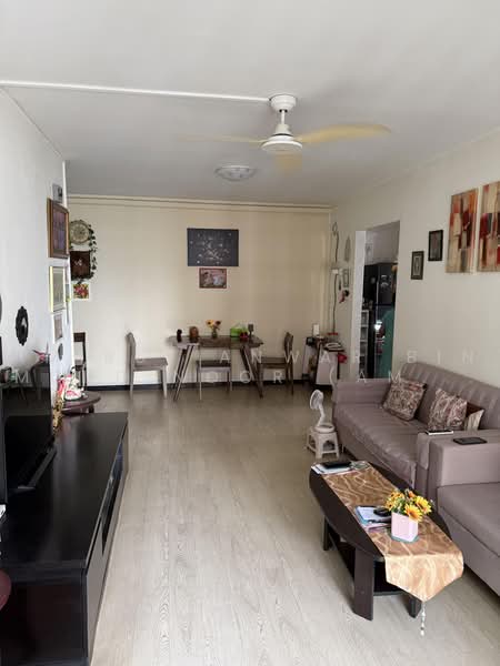 65 Teban Gardens Road, 65 Teban Gardens Road, Room Rental, 180 sqft, HDB Flat For Rent, by AMIRUL ANWAR BIN MOHD NOOR (AMIR MICHAEL), 500238860 - Living Room - PropertyGuru.com.sg