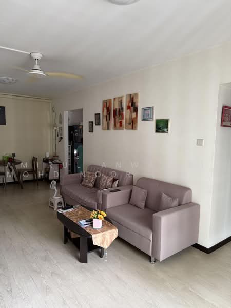 65 Teban Gardens Road, 65 Teban Gardens Road, Room Rental, 180 sqft, HDB Flat For Rent, by AMIRUL ANWAR BIN MOHD NOOR (AMIR MICHAEL), 500238860 - Living Room - PropertyGuru.com.sg