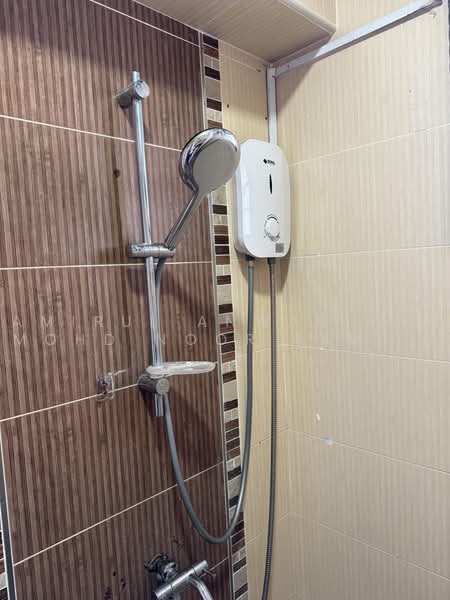 65 Teban Gardens Road, 65 Teban Gardens Road, Room Rental, 180 sqft, HDB Flat For Rent, by AMIRUL ANWAR BIN MOHD NOOR (AMIR MICHAEL), 500238860 - Bathroom - PropertyGuru.com.sg