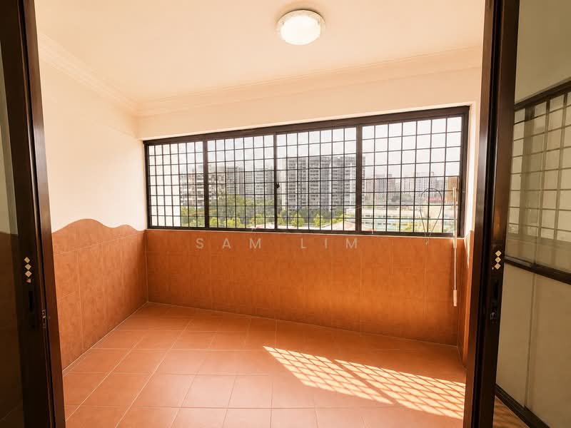 347 Kang Ching Road, 347 Kang Ching Road, 3 Bedrooms, 1,302 sqft, HDB Flat For Sale, by Sam Lim, 500238870 - Balcony - PropertyGuru.com.sg