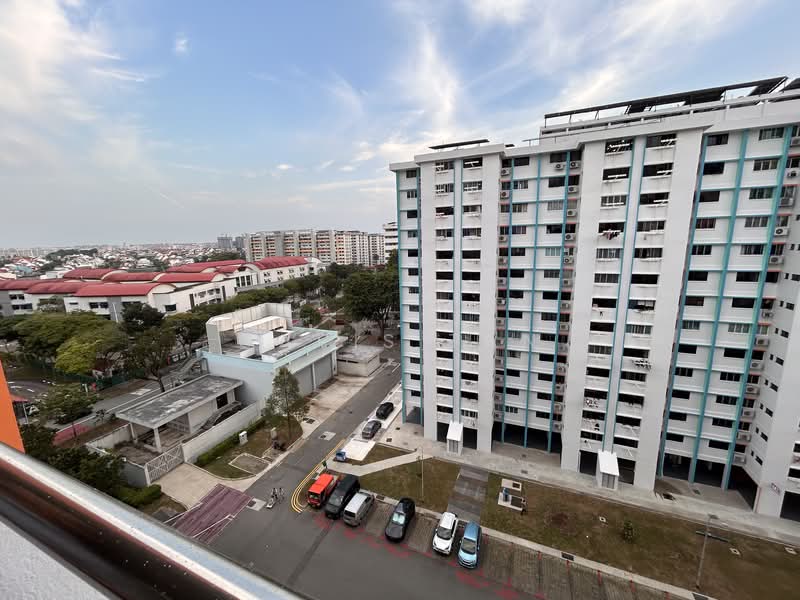 466 Ang Mo Kio Avenue 10, 466 Ang Mo Kio Avenue 10, Room Rental, 160 sqft, HDB Flat For Rent, by Caris Tan, 500238890 - Exterior - PropertyGuru.com.sg