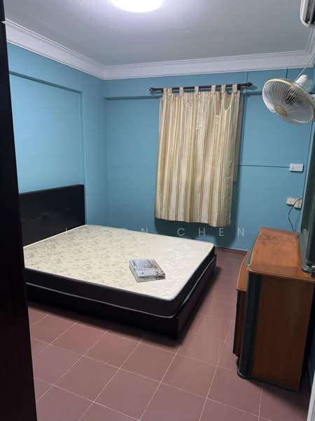 570 Ang Mo Kio Avenue 3, 570 Ang Mo Kio Avenue 3, 2 Bedrooms, 721 sqft, HDB Flat For Rent, by Jason Chen, 500238906 - Bedroom - PropertyGuru.com.sg