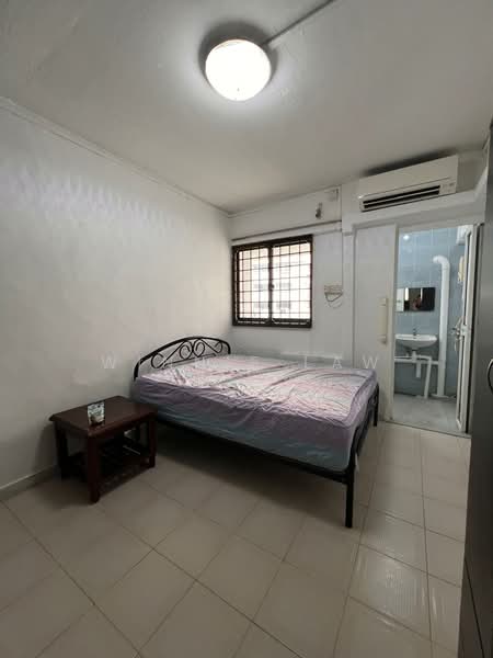 456 Jurong West Street 41, 456 Jurong West Street 41, 2 Bedrooms, 721 sqft, HDB Flat For Rent, by Winnie Law, 500238911 - Bedroom - PropertyGuru.com.sg