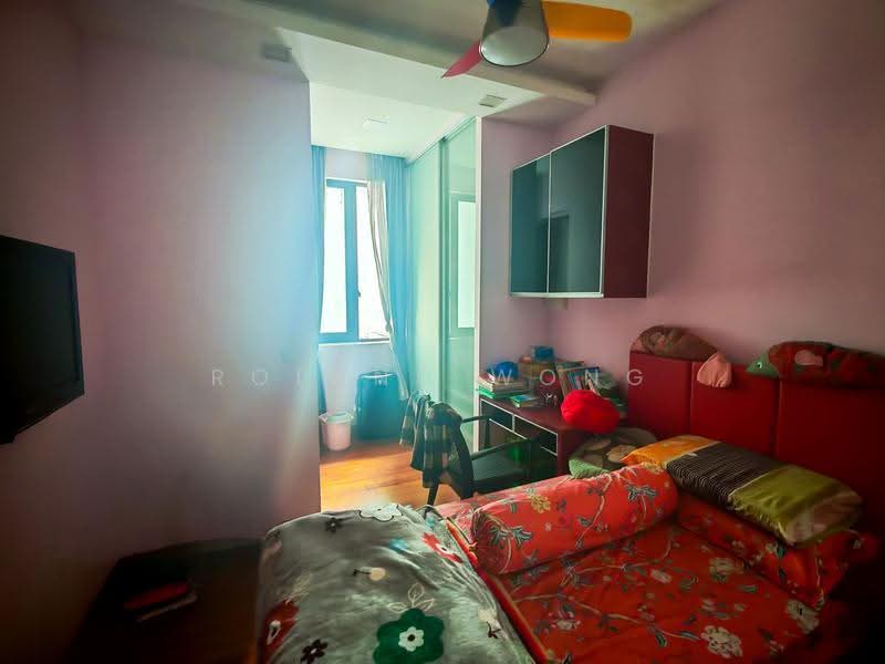 Modern 3 Storey Terracce with lift and pool at Cashew Vicinity, Cashew Crescent, Dairy Farm / Bukit Panjang / Choa Chu Kang, 4 Bedrooms, 4,500 sqft, Terraced House For Sale, by Roland Wong, 500238922 - Bedroom - PropertyGuru.com.sg