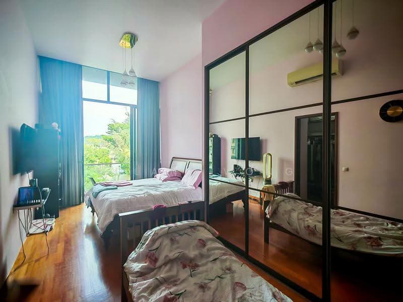 Modern 3 Storey Terracce with lift and pool at Cashew Vicinity, Cashew Crescent, Dairy Farm / Bukit Panjang / Choa Chu Kang, 4 Bedrooms, 4,500 sqft, Terraced House For Sale, by Roland Wong, 500238922 - Bedroom - PropertyGuru.com.sg