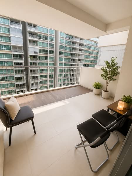 Caspian, 52 Lakeside Drive, Room Rental, 95 sqft, Condominium For Rent, by Valerie Lim, 500238931 - Balcony - PropertyGuru.com.sg