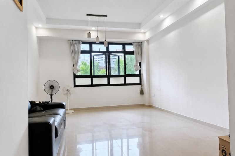 108C Mcnair Road, 108C Mcnair Road, 3 Bedrooms, 925 sqft, HDB Flat For Sale, by Jeslyn Lim, 500238962 - Living Room - PropertyGuru.com.sg