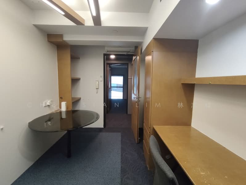 Heng Loong Building, 61 Bukit Batok Crescent, 150 sqft, Light Industrial (B1) For Rent, by Chee Sian Lim 林志祥, 500238969 - Interior - CommercialGuru.com.sg