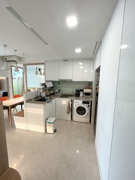 Thomson Three, 43 Bright Hill Drive, 2 Bedrooms, 710 sqft, Condominium For Sale, by Noel DRAGON Tan, 500238973 - PropertyGuru.com.sg