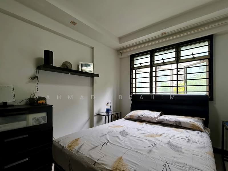 673A Edgefield Plains, 673A Edgefield Plains, 3 Bedrooms, 968 sqft, HDB Flat For Sale, by Ahmad Ibrahim, 500238978 - Bedroom - PropertyGuru.com.sg