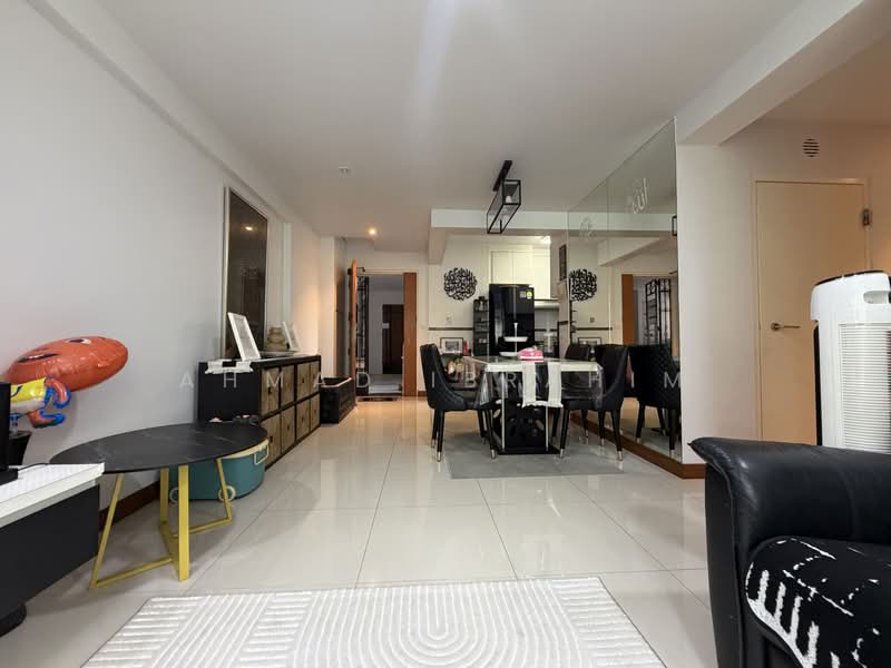 673A Edgefield Plains, 673A Edgefield Plains, 3 Bedrooms, 968 sqft, HDB Flat For Sale, by Ahmad Ibrahim, 500238978 - Living Room - PropertyGuru.com.sg