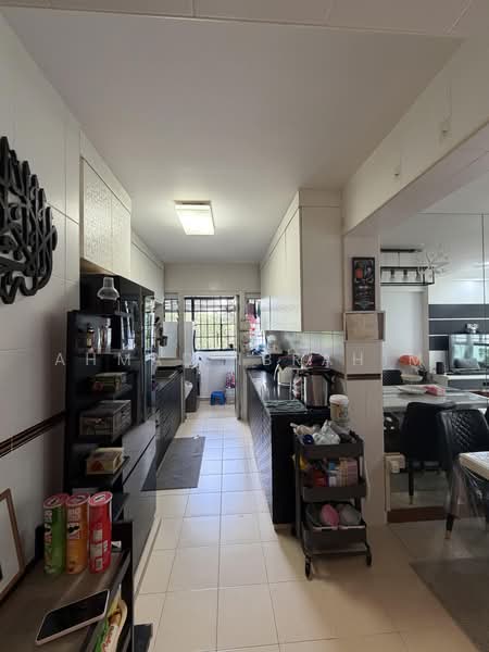 673A Edgefield Plains, 673A Edgefield Plains, 3 Bedrooms, 968 sqft, HDB Flat For Sale, by Ahmad Ibrahim, 500238978 - Kitchen - PropertyGuru.com.sg