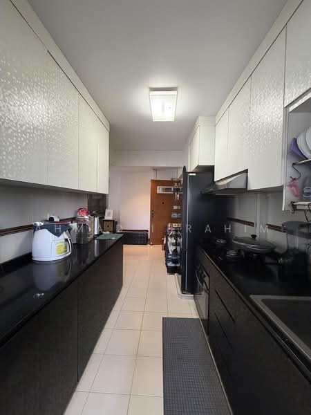 673A Edgefield Plains, 673A Edgefield Plains, 3 Bedrooms, 968 sqft, HDB Flat For Sale, by Ahmad Ibrahim, 500238978 - Kitchen - PropertyGuru.com.sg