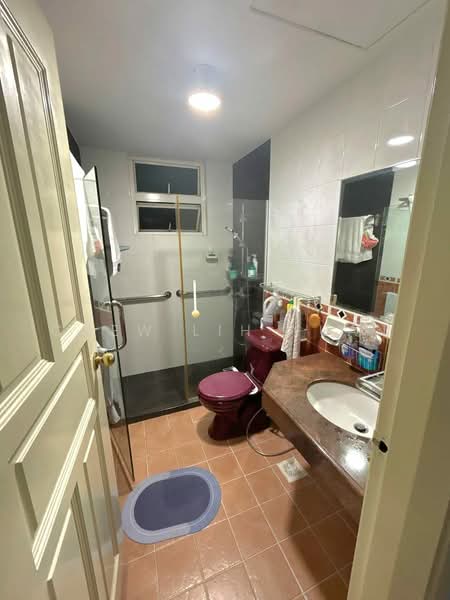 Sembawang Cottage, 369 Sembawang Road, 2 Bedrooms, 1,001 sqft, Apartment For Sale, by Chew Lih Yuan, 500238979 - Bathroom - PropertyGuru.com.sg