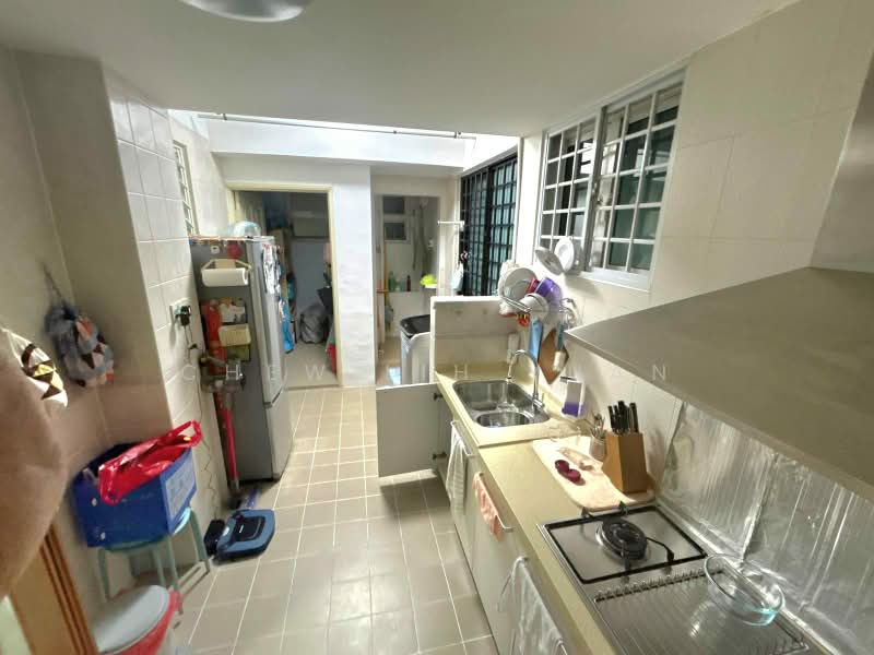 Sembawang Cottage, 369 Sembawang Road, 2 Bedrooms, 1,001 sqft, Apartment For Sale, by Chew Lih Yuan, 500238979 - Kitchen - PropertyGuru.com.sg