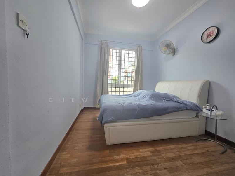 Sembawang Cottage, 369 Sembawang Road, Sembawang / Yishun, 2 Bedrooms, 1,001 sqft, Apartment For Sale, by Chew Lih Yuan, 500238979 - Bedroom - PropertyGuru.com.sg
