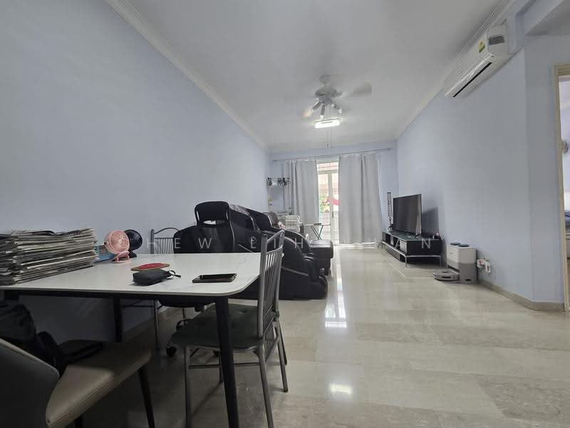 Sembawang Cottage, 369 Sembawang Road, Sembawang / Yishun, 2 Bedrooms, 1,001 sqft, Apartment For Sale, by Chew Lih Yuan, 500238979 - Living Room - PropertyGuru.com.sg