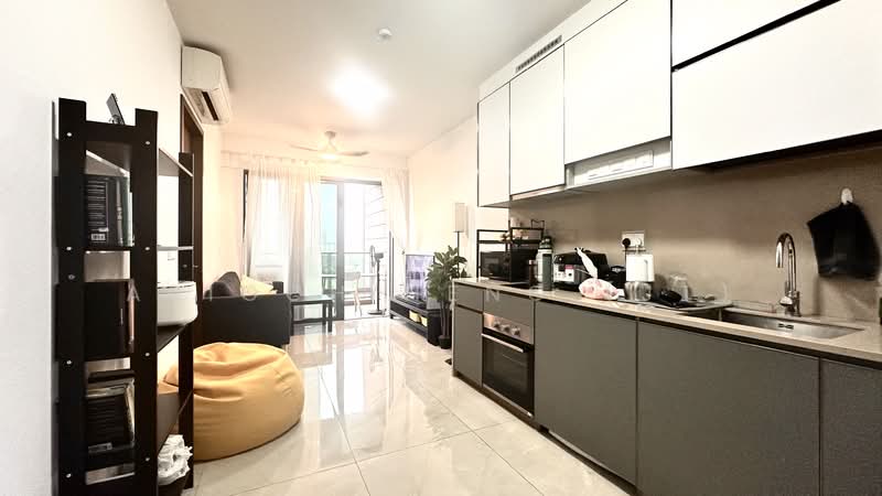 Normanton Park, 49 Normanton Park, Buona Vista / West Coast / Clementi New Town, 2 Bedrooms, 560 sqft, Condominium For Sale, by Arioch Heng (JT), 500238981 - Living Room - PropertyGuru.com.sg