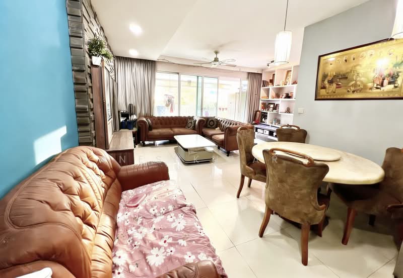 588A Ang Mo Kio Street 52, 588A Ang Mo Kio Street 52, 3 Bedrooms, 1,207 sqft, HDB Flat For Sale, by GANESHKUMAR K, 500238989 - Living Room - PropertyGuru.com.sg