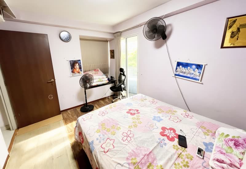 588A Ang Mo Kio Street 52, 588A Ang Mo Kio Street 52, 3 Bedrooms, 1,207 sqft, HDB Flat For Sale, by GANESHKUMAR K, 500238989 - Bedroom - PropertyGuru.com.sg