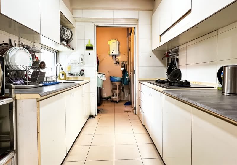 588A Ang Mo Kio Street 52, 588A Ang Mo Kio Street 52, 3 Bedrooms, 1,207 sqft, HDB Flat For Sale, by GANESHKUMAR K, 500238989 - Kitchen - PropertyGuru.com.sg