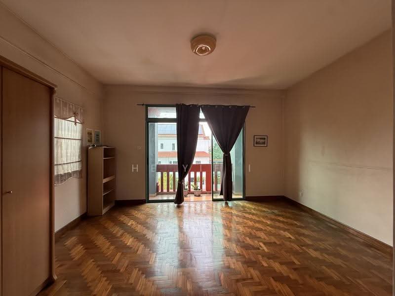 Westville, Westwood Avenue, Boon Lay / Jurong / Tuas, 5 Bedrooms, 2,400 sqft, Terraced House For Sale, by He Yifei, 500238999 - Balcony - PropertyGuru.com.sg