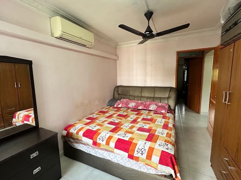 525 Bedok North Street 3, 525 Bedok North Street 3, 2 Bedrooms, 721 sqft, HDB Flat For Sale, by Bala .S, 500239002 - Bedroom - PropertyGuru.com.sg
