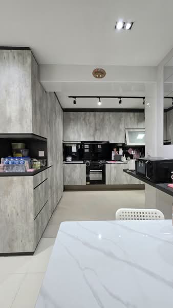 441A Bukit Batok West Avenue 8, 441A Bukit Batok West Avenue 8, 3 Bedrooms, 990 sqft, HDB Flat For Sale, by Aros Osman, 500239003 - Kitchen - PropertyGuru.com.sg