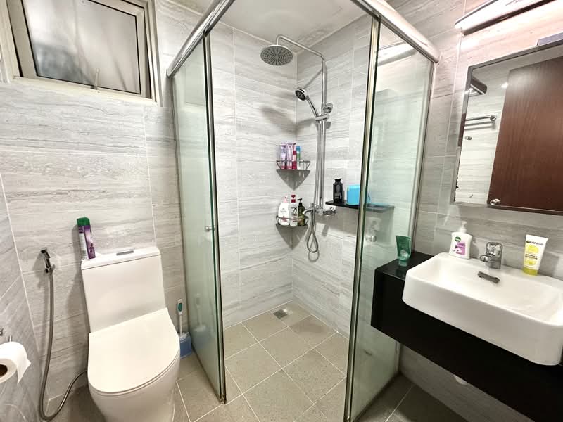 Rivervale Crest, 5 Rivervale Crescent, 3 Bedrooms, 1,152 sqft, Condominium For Sale, by Jeffrey Lee, 500239004 - PropertyGuru.com.sg