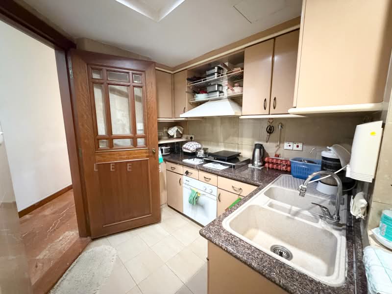 Villa Marina, 21 Jalan Sempadan, East Coast / Marine Parade, 2 Bedrooms, 1,518 sqft, Condominium For Sale, by Lee Alastair, 500239007 - PropertyGuru.com.sg
