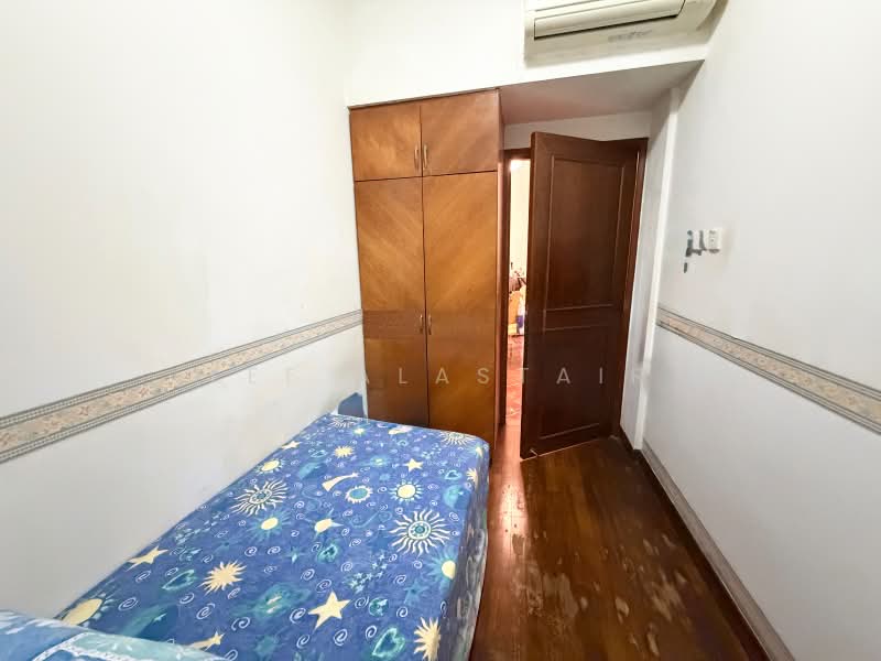 Villa Marina, 21 Jalan Sempadan, East Coast / Marine Parade, 2 Bedrooms, 1,518 sqft, Condominium For Sale, by Lee Alastair, 500239007 - PropertyGuru.com.sg