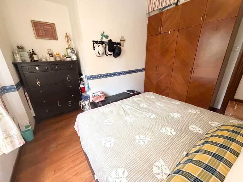 Villa Marina, 21 Jalan Sempadan, East Coast / Marine Parade, 2 Bedrooms, 1,518 sqft, Condominium For Sale, by Lee Alastair, 500239007 - PropertyGuru.com.sg