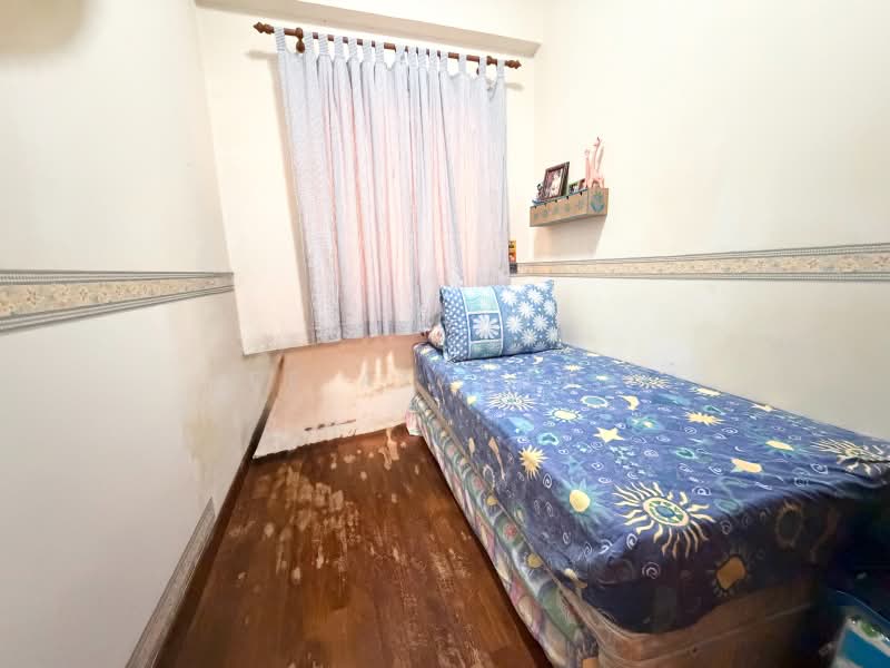 Villa Marina, 21 Jalan Sempadan, East Coast / Marine Parade, 2 Bedrooms, 1,518 sqft, Condominium For Sale, by Lee Alastair, 500239007 - PropertyGuru.com.sg