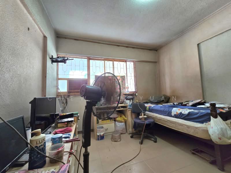 141 Lorong Ah Soo, 141 Lorong Ah Soo, Hougang / Punggol / Sengkang, 3 Bedrooms, 1,571 sqft, HDB Flat For Sale, by Chew Lih Yuan, 500239009 - Bedroom - PropertyGuru.com.sg