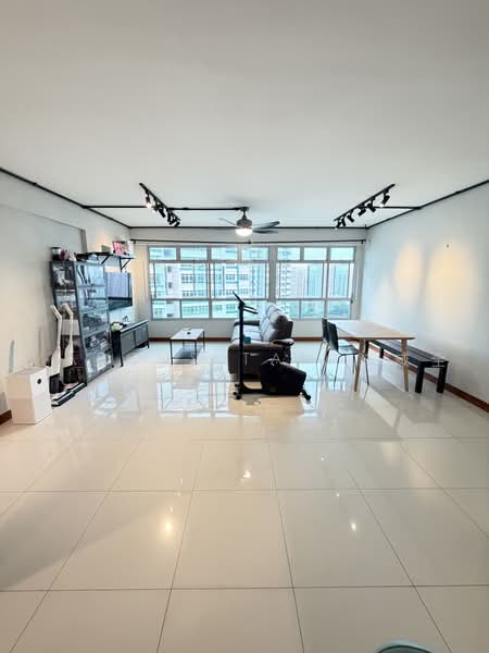 468B Fernvale Link, 468B Fernvale Link, 3 Bedrooms, 1,216 sqft, HDB Flat For Sale, by Marcus Tan 陈威全, 500239015 - Living Room - PropertyGuru.com.sg
